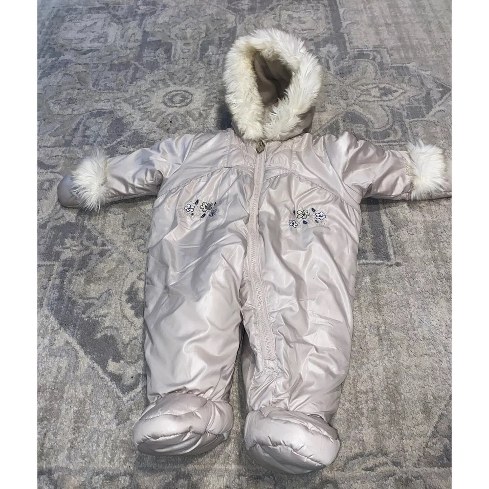LONDON FOG BABY BEIGE SNOW SUIT FAUX FUR HOOD SIZE 6-9 6M / 9M MONTHS GIRLS